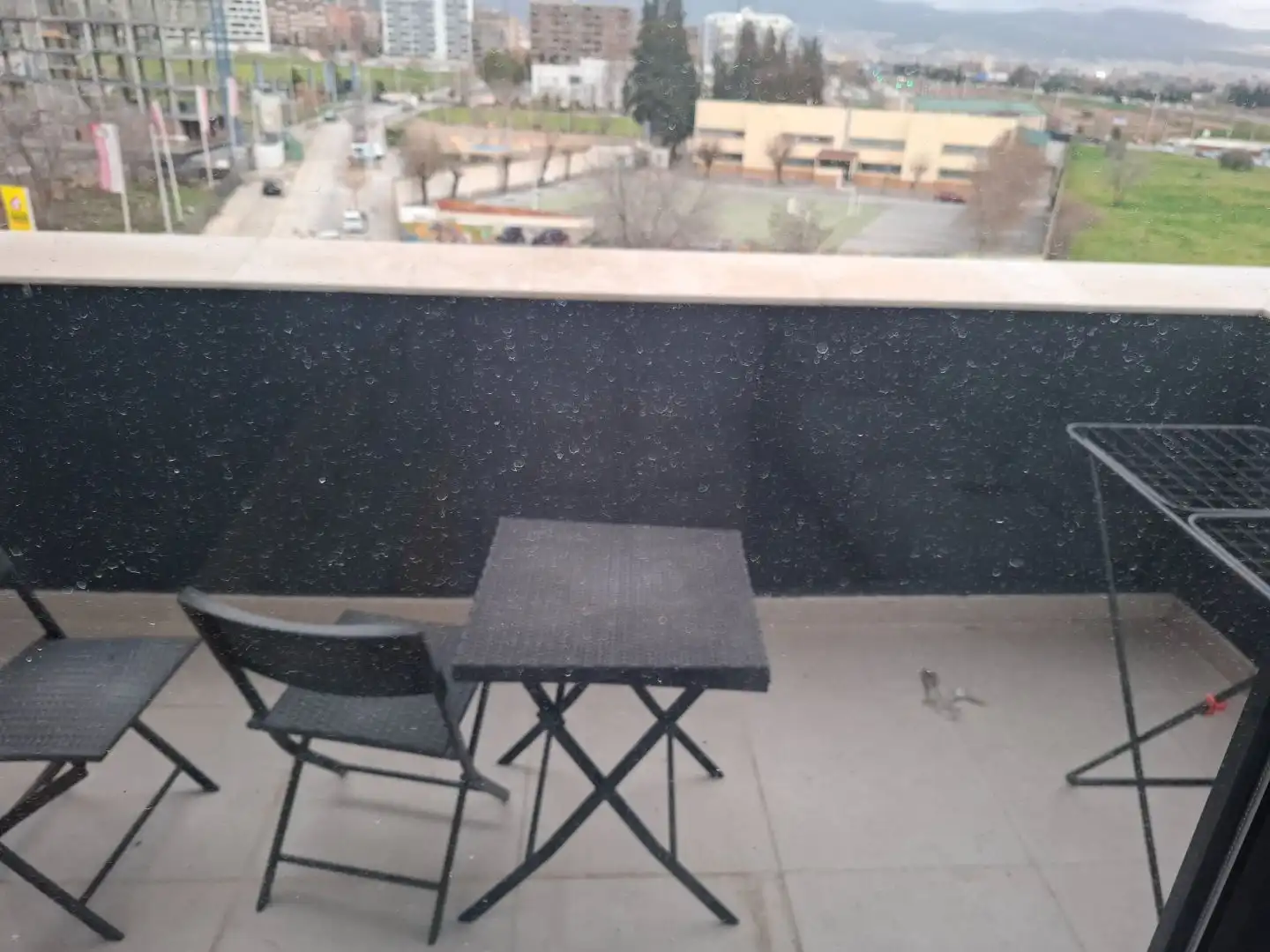 Flat for rent in Calle Santiago Rusiñol, 45, Rosaleda - Juventud