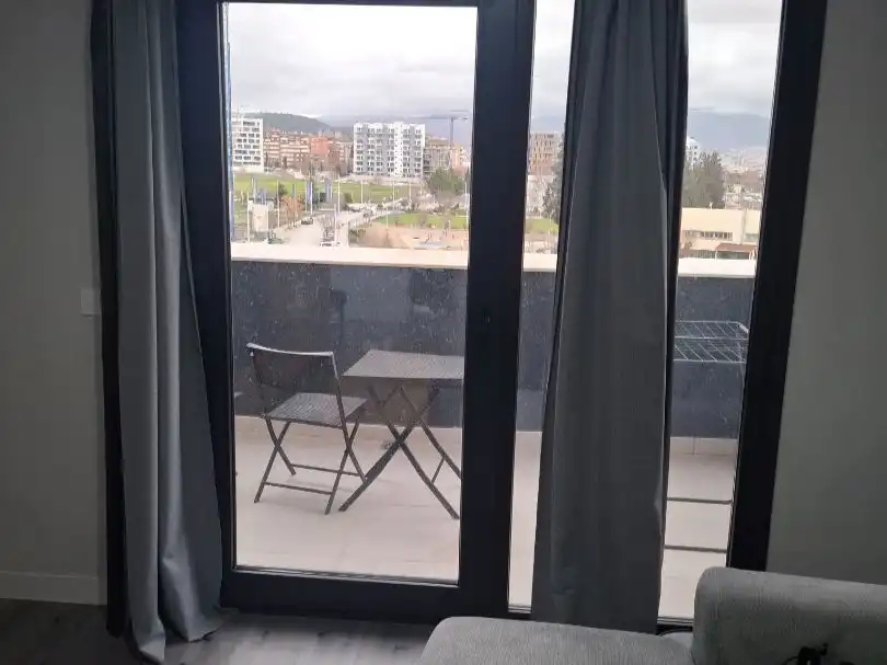 Flat for rent in Calle Santiago Rusiñol, 45, Rosaleda - Juventud
