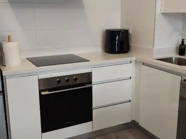 Flat for rent in Calle Santiago Rusiñol, 45, Rosaleda - Juventud