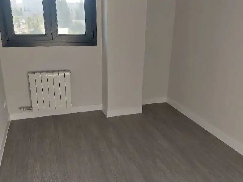 Flat for rent in Calle Santiago Rusiñol, 45, Rosaleda - Juventud