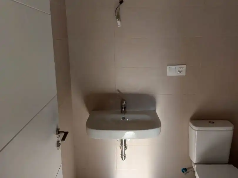 Flat for rent in Calle Santiago Rusiñol, 45, Rosaleda - Juventud