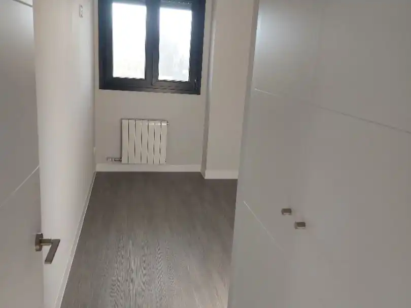 Flat for rent in Calle Santiago Rusiñol, 45, Rosaleda - Juventud