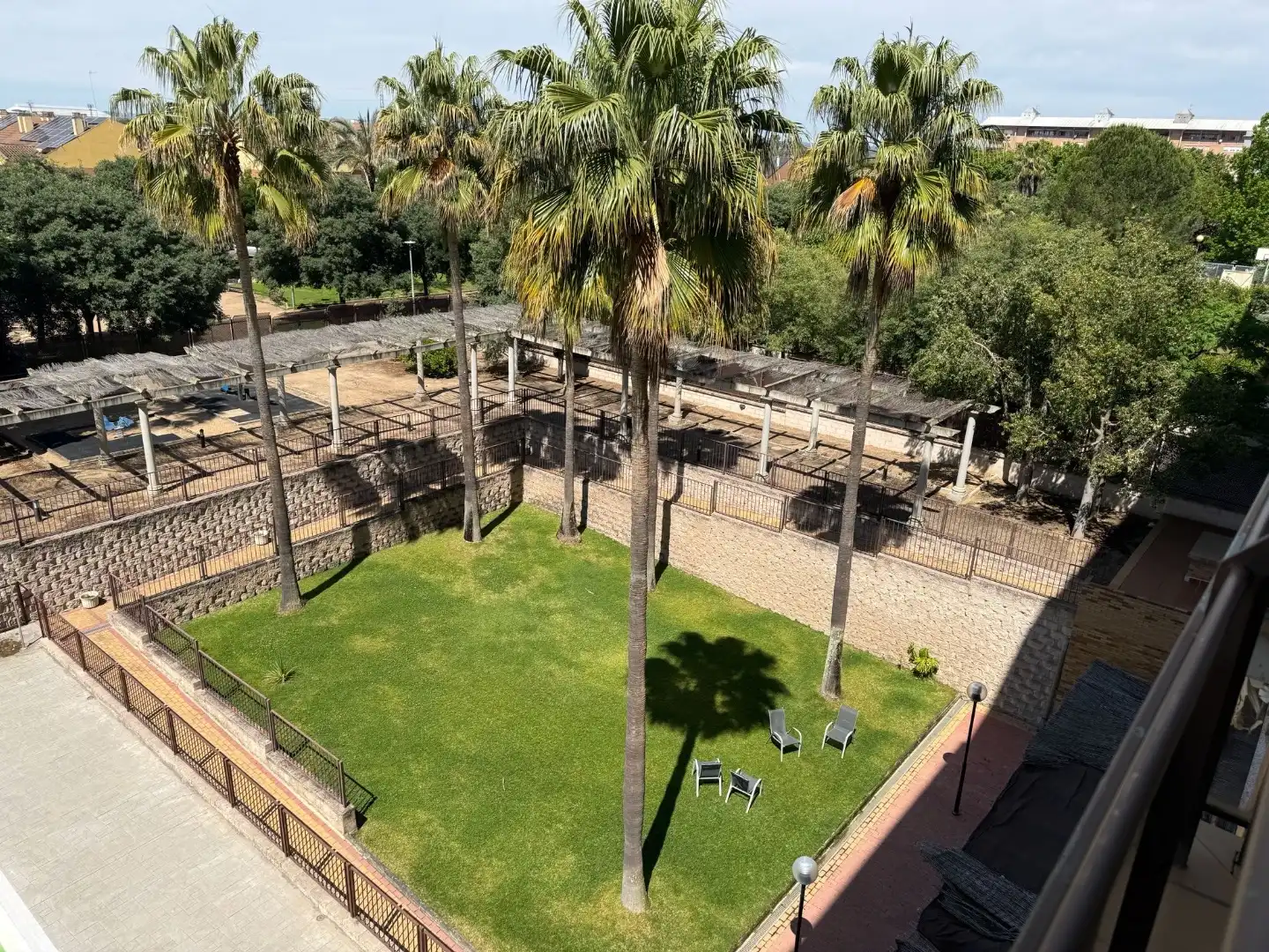 Apartamento de alquiler en Calle Gaspar Mendez, 9, Valdepasillas - La Paz - Huerta Rosales Terraza de Apartamento de alquiler en Badajoz con Aire acondicionado, Calefacción y Parquet