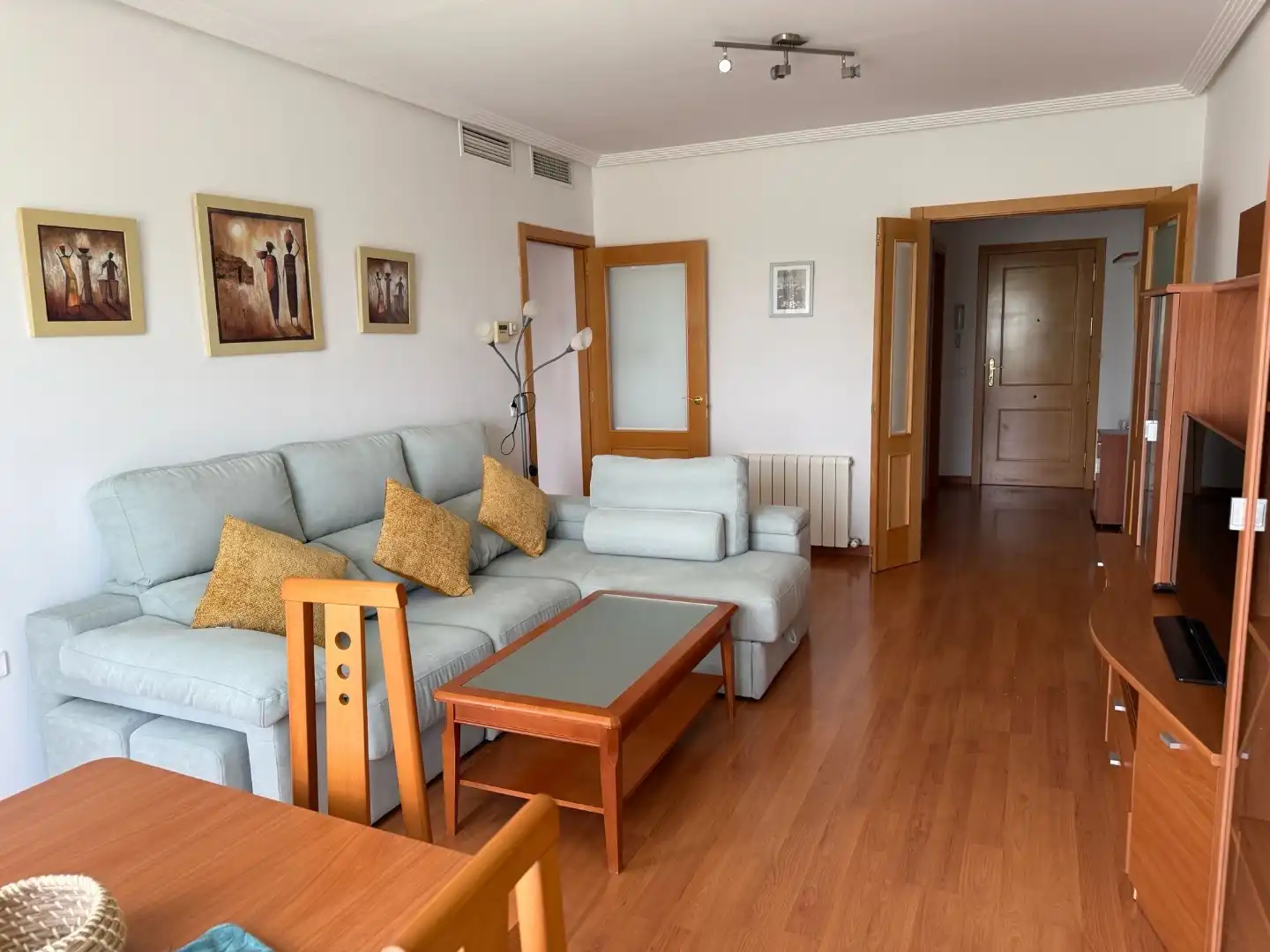 Apartamento de alquiler en Calle Gaspar Mendez, 9, Valdepasillas - La Paz - Huerta Rosales Sala de estar de Apartamento de alquiler en Badajoz con Aire acondicionado, Calefacción y Parquet
