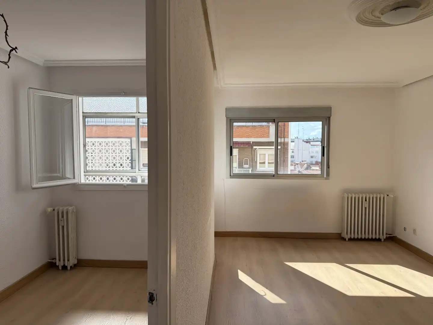 Bedroom of Flat for sale in Valladolid Capital  with Terrace