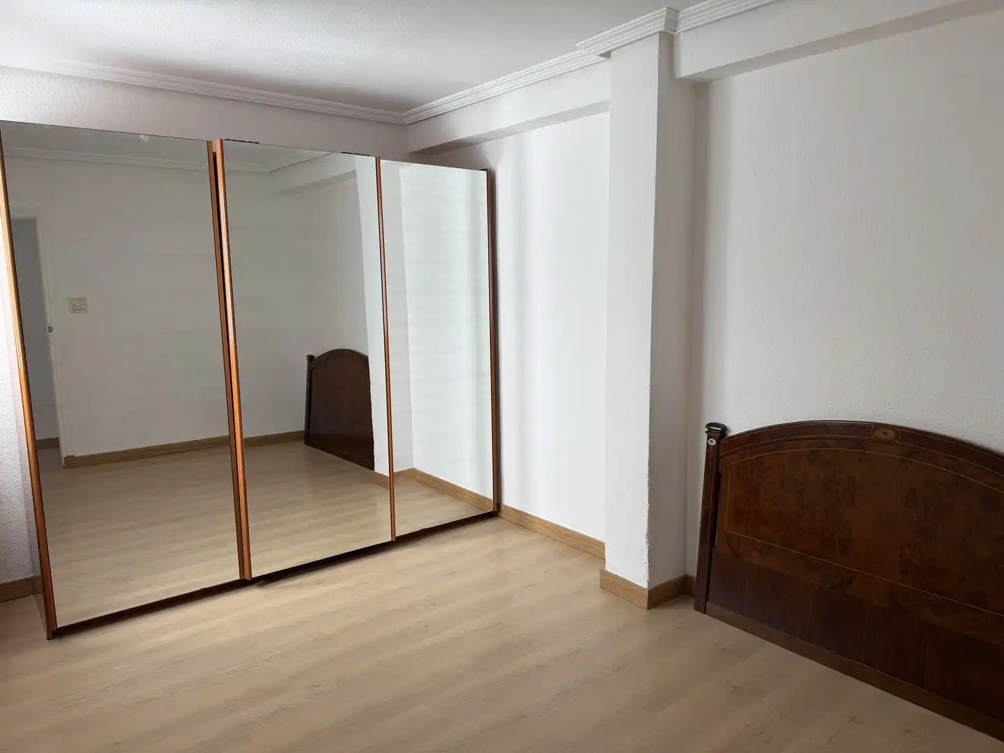 Bedroom of Flat for sale in Valladolid Capital  with Terrace