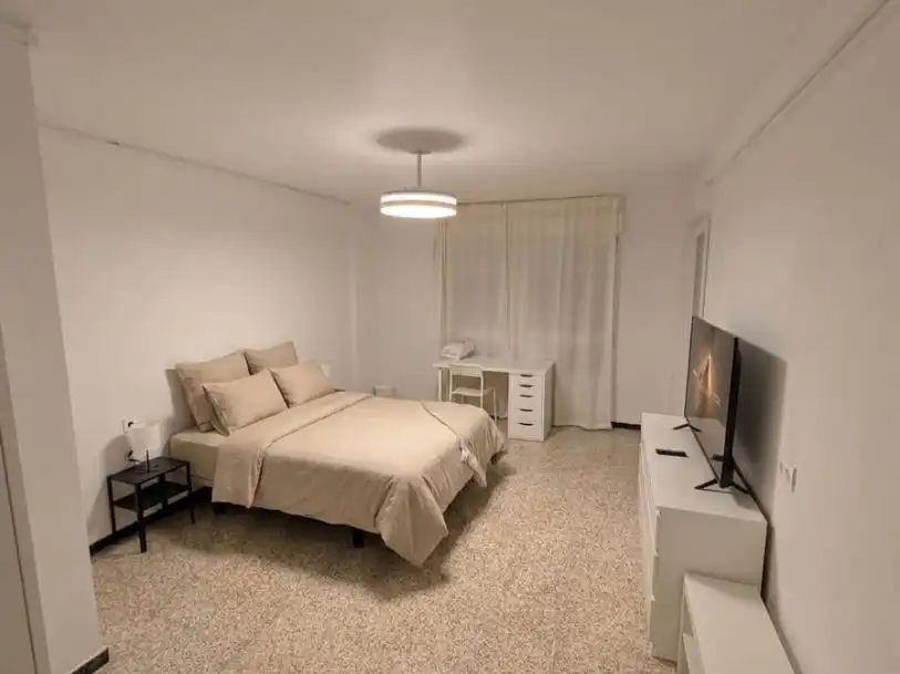 Bedroom of Flat for share in Crevillent  with Air Conditioner, Heating and Terrace