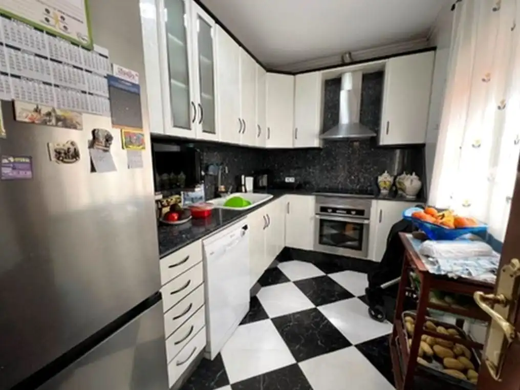 Detached homes for sale in Carrer de Monteixo, 52, Ca n'Oriac Kitchen of Detached homes for sale in Sabadell with Air Conditioner, Terrace and Balcony
