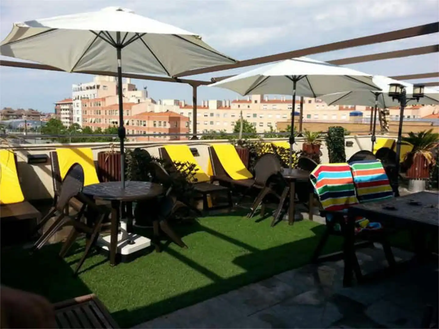 Attic for rent in Parque Alameda - Paula López Terrace of Attic for rent in Valladolid with Heating, Private garden and Terrace