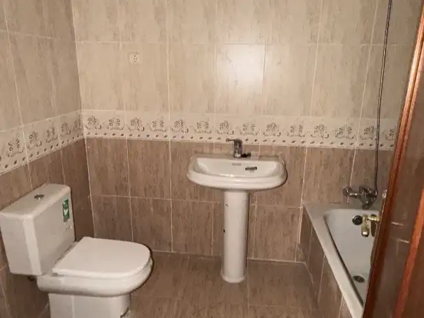 Piso en venta en Barrio las Rozas, Centro Baño de Piso en venta en Castro-Urdiales con Calefacción