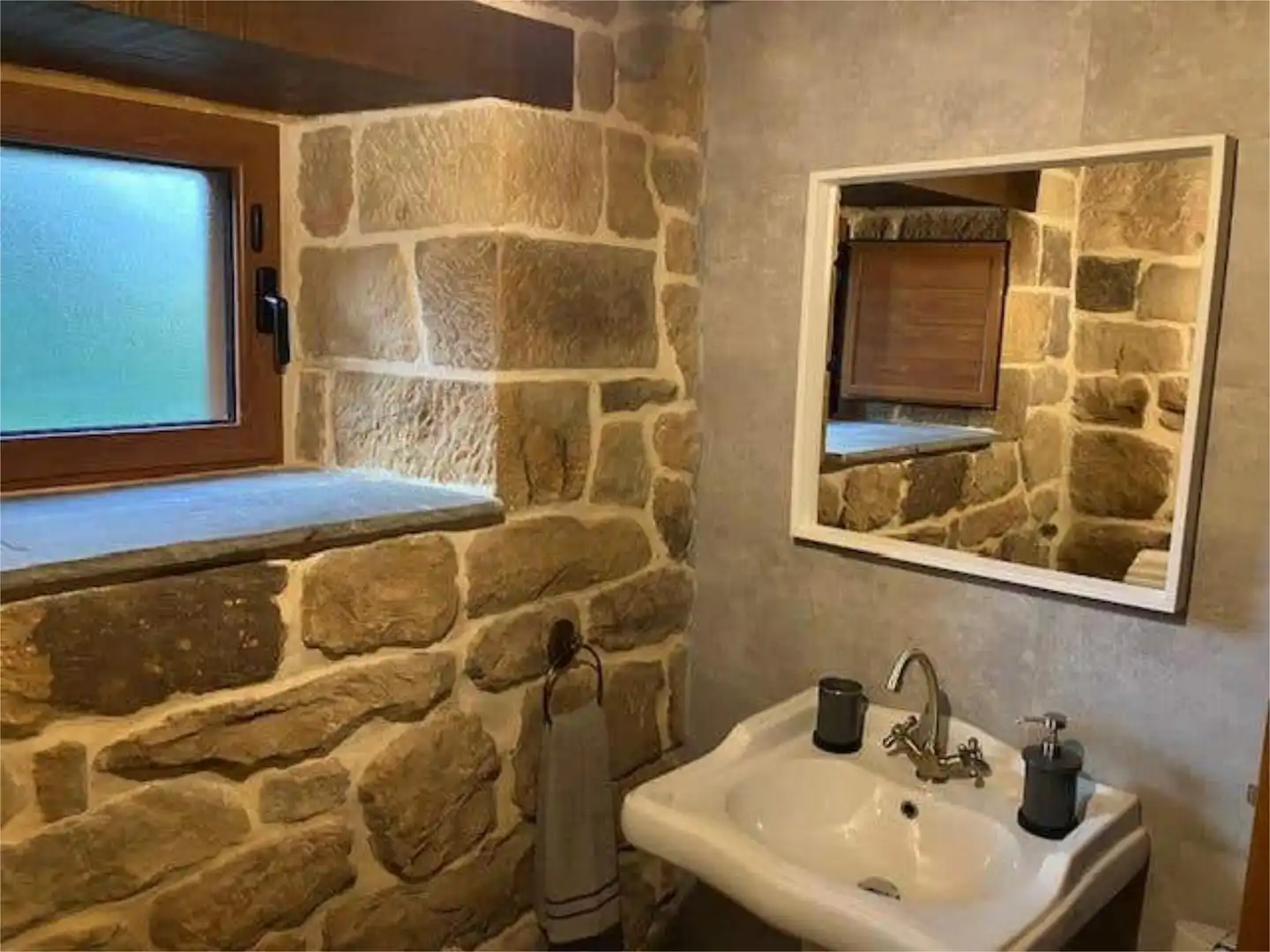 Houses for sale in San Pedro del Romeral Bathroom of Houses for sale in San Pedro del Romeral with Heating, Private garden and Terrace