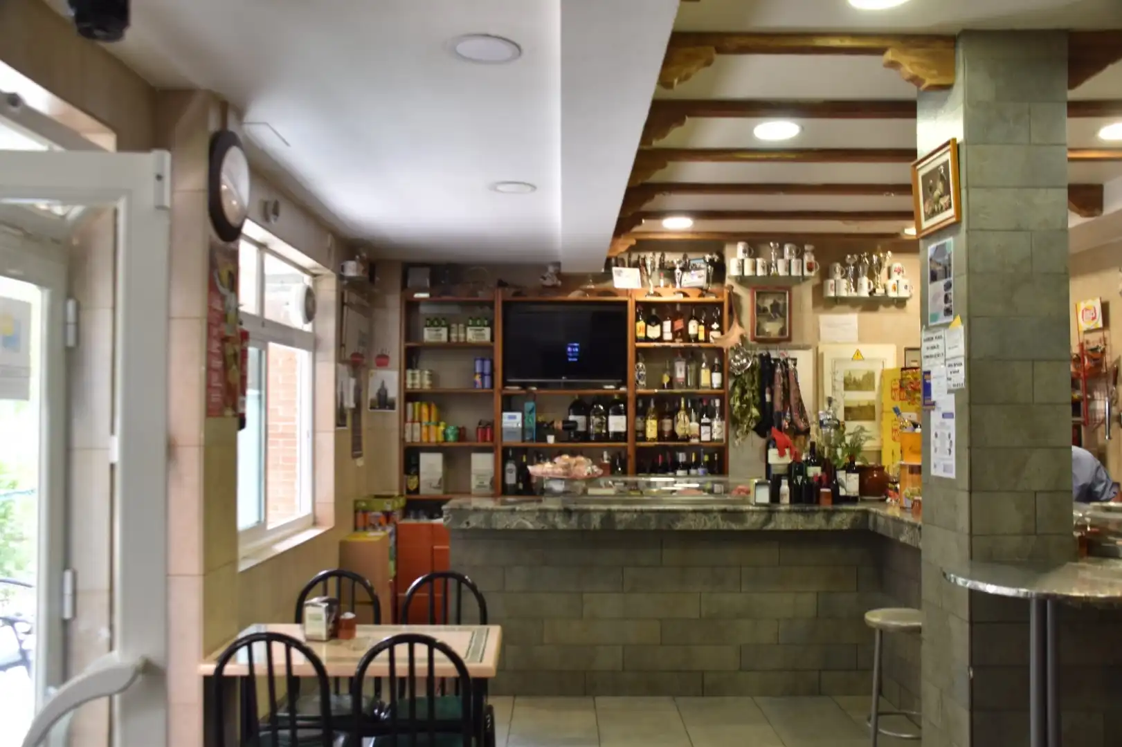 Commercial properties for sale in Móstoles  with Air Conditioner