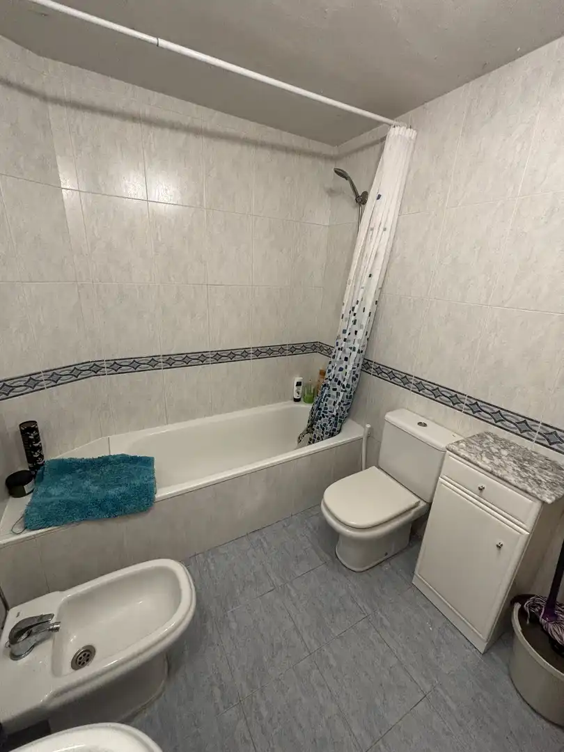 Baño de Piso en venta en Grijota con Calefacción, Jardín privado y Terraza