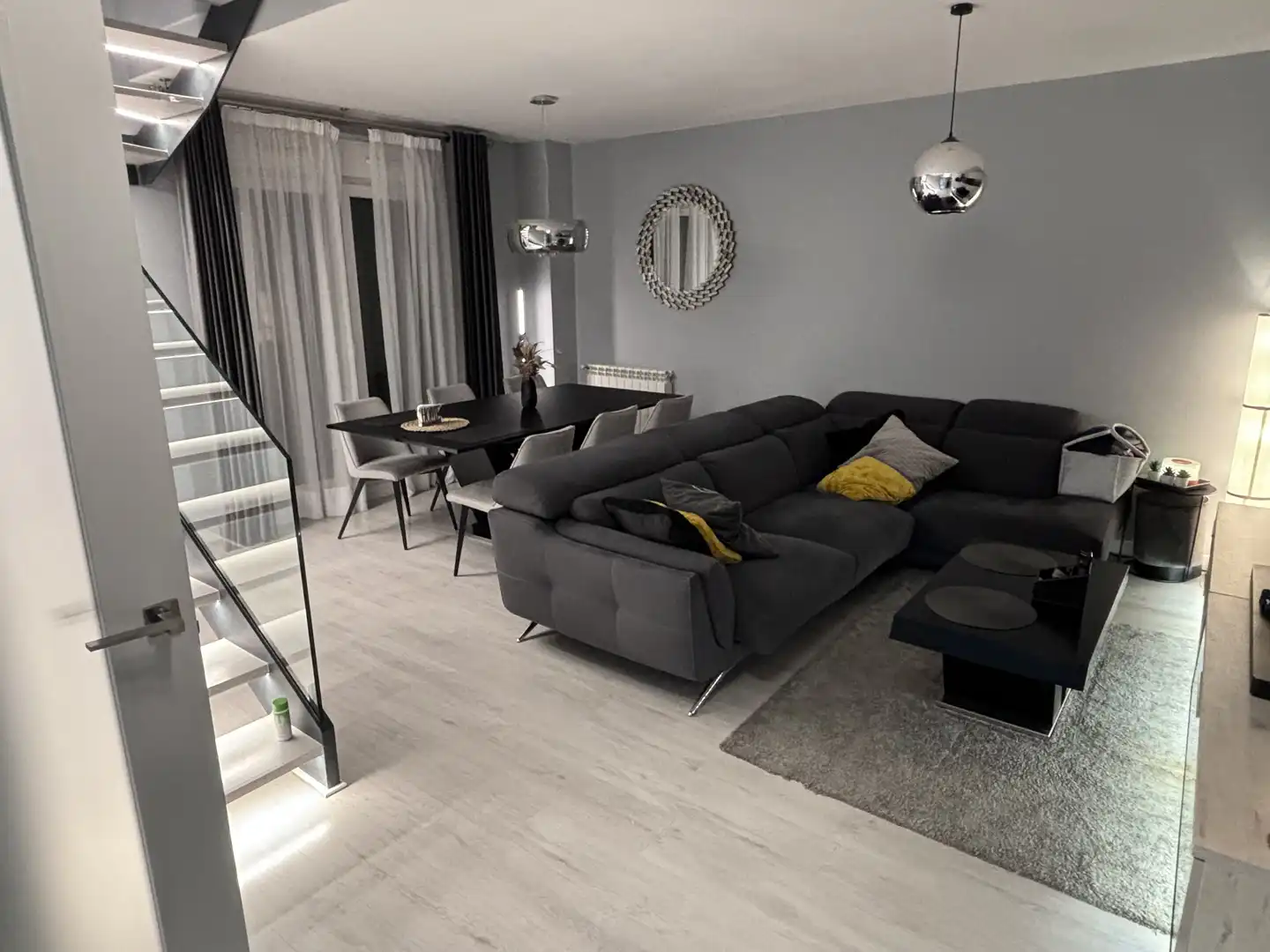 Zimmer in Avenida los Almendros, 298, Urbanizaciones Wohnzimmer von Wohnung zur untervermieten in Rivas-Vaciamadrid mit Heizung, Terrasse und Schwimmbad