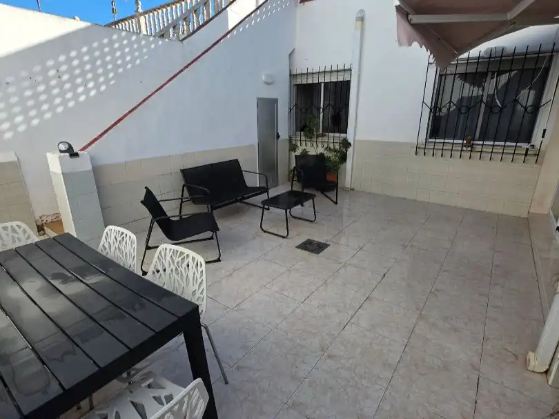 Einfamilien-Reihenhaus zum Verkauf in Calle Terrera, 25, La Unión ciudad Terrasse von Einfamilien-Reihenhaus zum Verkauf in La Unión mit Klimaanlage, Heizung und Terrasse