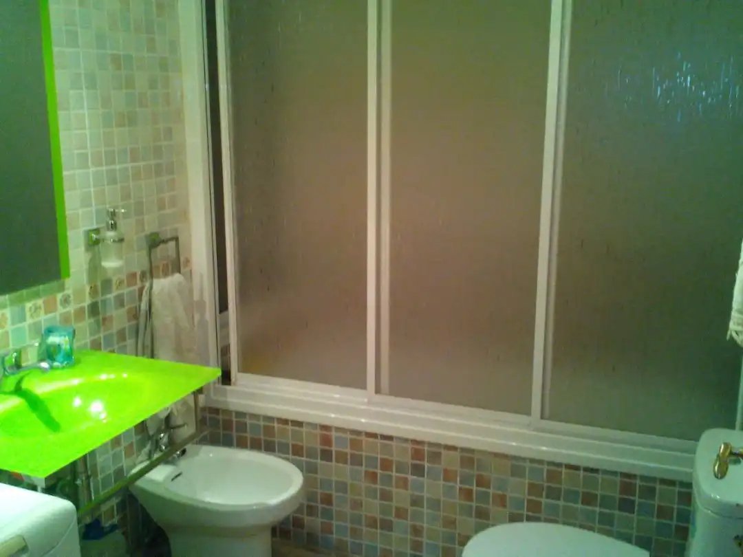 Casa adosada en venta en Calle Carcel, 2, Vellisca Baño de Casa adosada en venta en Vellisca con Amueblado