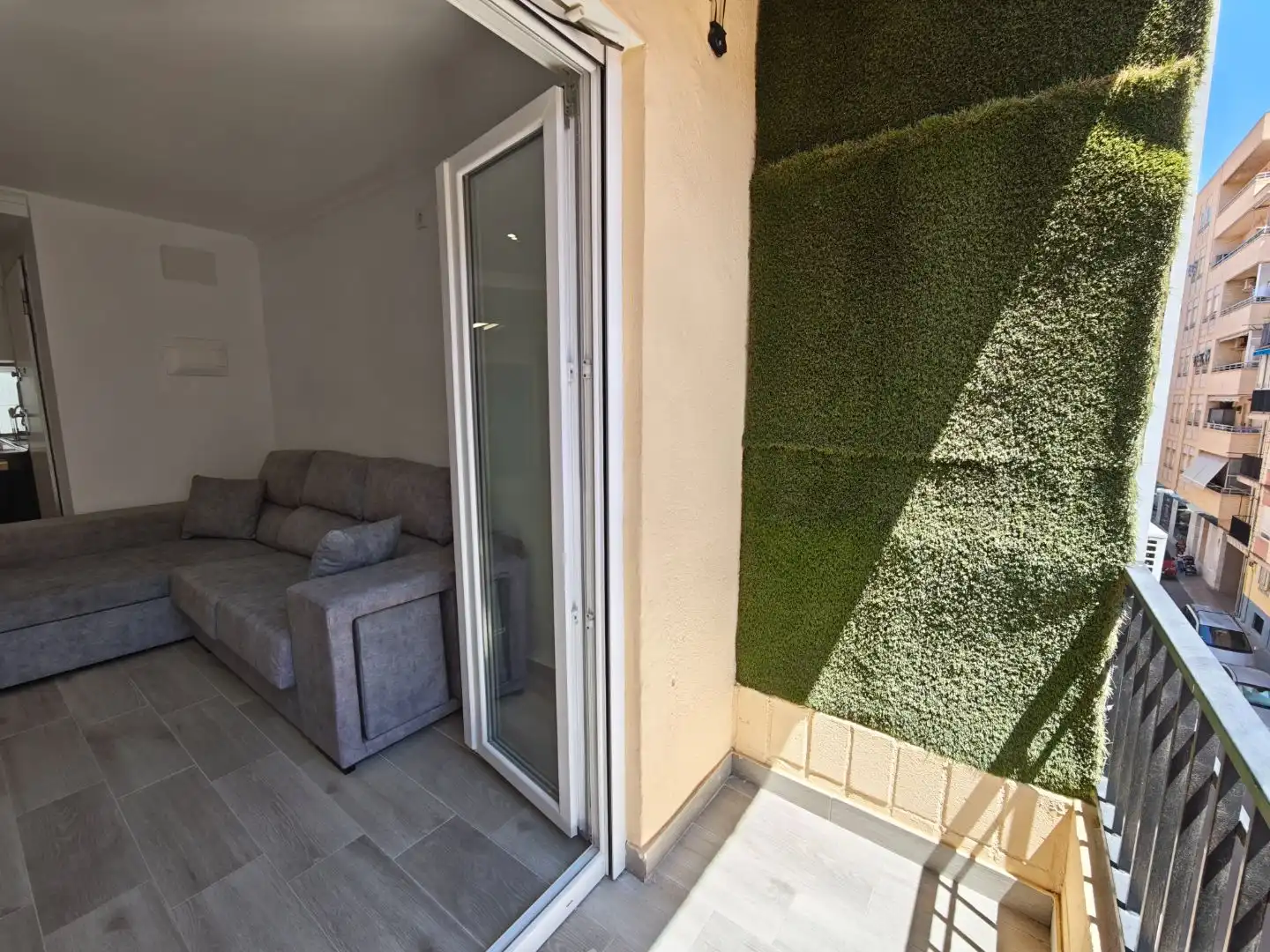 Flat for sale in Calle Doctor Arruga, 10, Las Trescientas - San Francisco - Ciudad Vergel Balcony of Flat for sale in Elda with Balcony