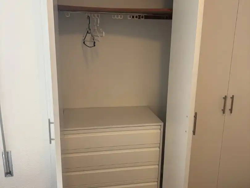 Pis de lloguer a Carrer Sant Jordi, 3, Centre - Zona Alta Dormitori de Pis de lloguer en Alcoy / Alcoi amb Aire condicionat, Calefacció i Terrassa