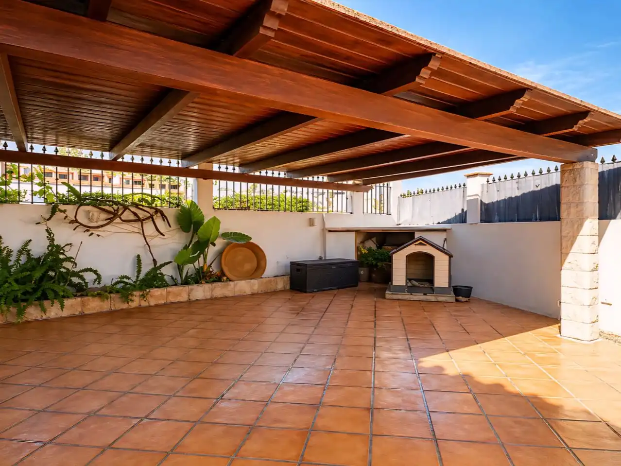 Pis en venda a Urbanización Monte Viñas, 86, Manilva Pueblo Terrassa de Pis en venda en Manilva amb Aire condicionat, Terrassa i Piscina
