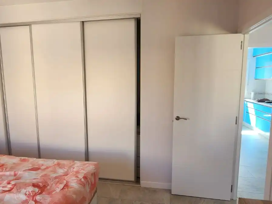 Piso en venta en Calle Francisco Carratalá Cernuda, 29, Campoamor Habitación de Piso en venta en Alicante / Alacant con Aire acondicionado, Terraza y Balcón