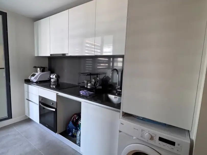 Küche von Wohnung zur Miete in Dos Hermanas mit Klimaanlage, Terrasse und Schwimmbad