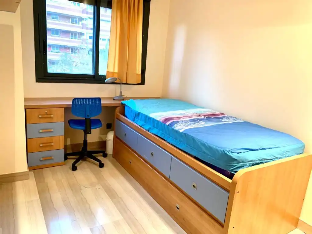 Habitación de Piso de alquiler en Madrid con Aire acondicionado, Calefacción y Parquet