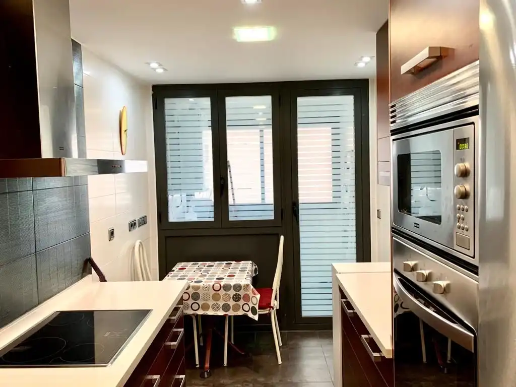 Cocina de Piso de alquiler en Madrid con Aire acondicionado, Calefacción y Parquet
