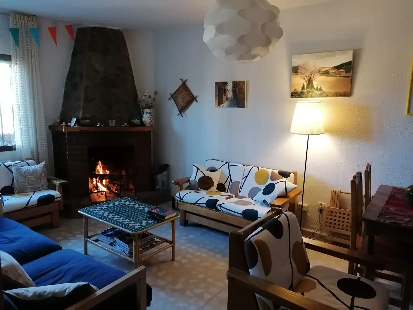 Sala d'estar de Casa adosada de lloguer en Arcones amb Calefacció, Terrassa i Moblat