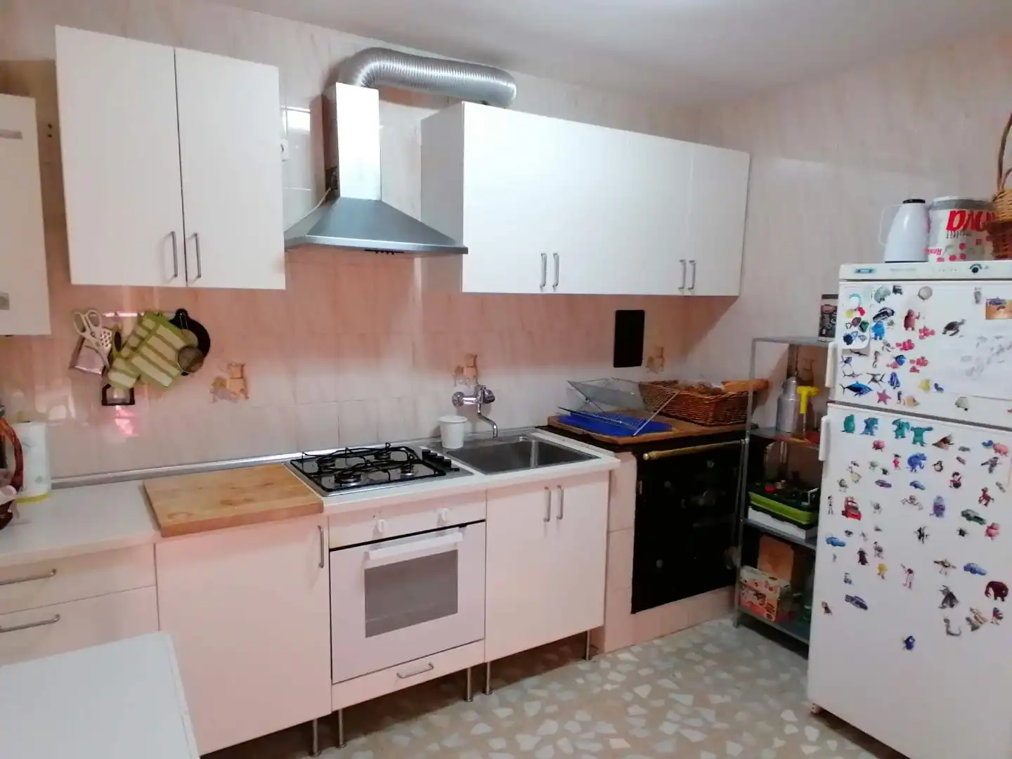 Cuina de Casa adosada de lloguer en Arcones amb Calefacció, Terrassa i Moblat