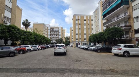 Photo 2 of Flat for sale in Plaza Doctor González Gramage, 2-6, Barrio del Nervión, Sevilla Capital