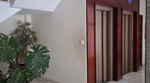 Photo 4 of Flat for sale in Plaza Doctor González Gramage, 2-6, Barrio del Nervión, Sevilla Capital