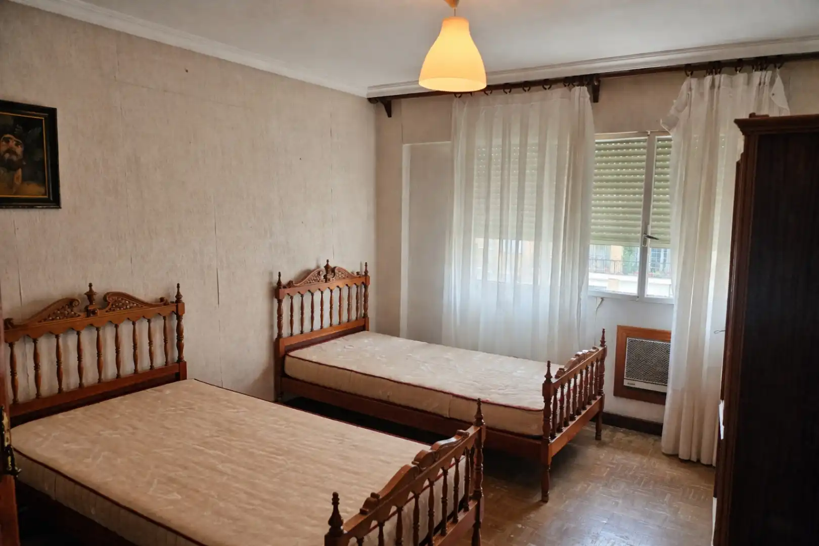 Bedroom of Flat for sale in Sevilla  with Heating, Private garden and Parquet flooring
