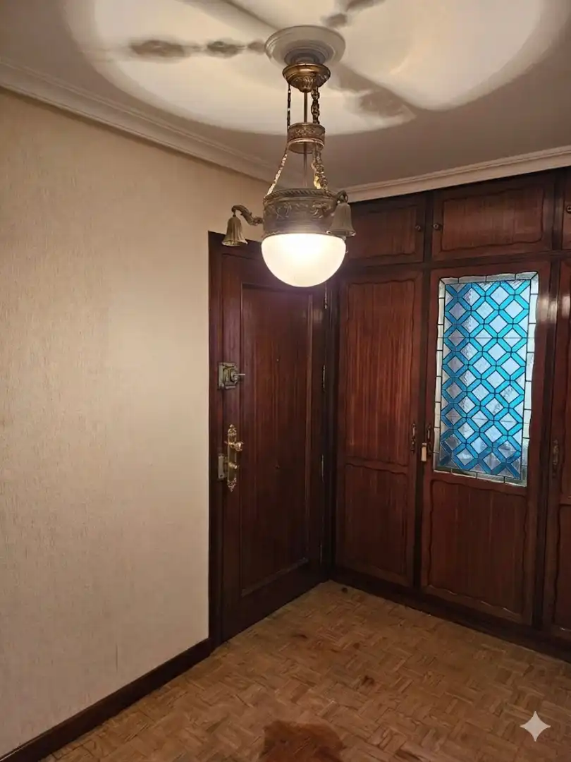 Flat for sale in Sevilla  with Heating, Private garden and Parquet flooring