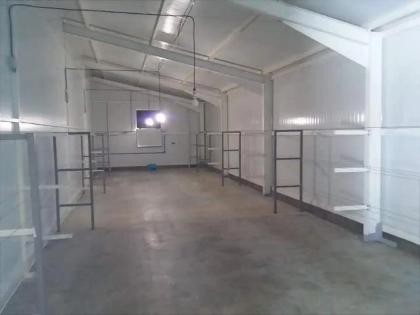 Industrial buildings for rent in Piedralaves Industrial buildings for rent in Piedralaves with Air Conditioner