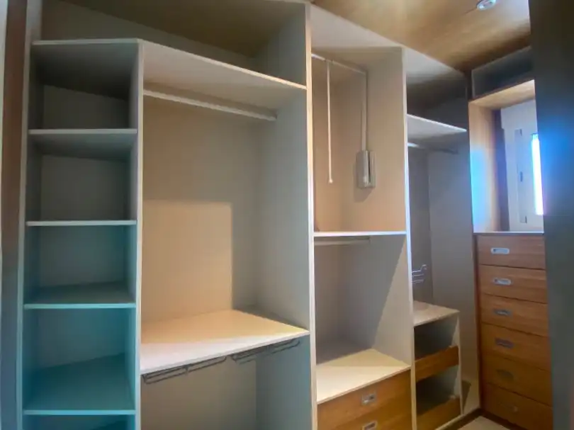Schlafzimmer von Wohnung zum Verkauf in La Carlota mit Klimaanlage, Heizung und Privatgarten