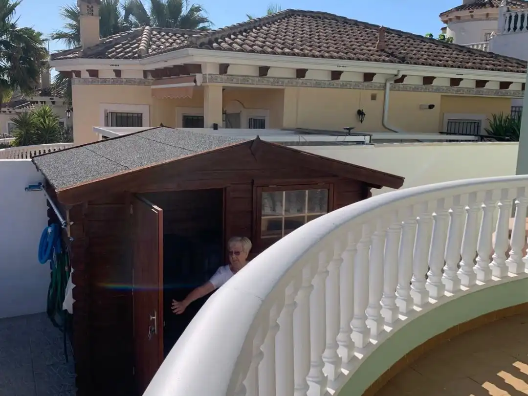 Piso en venta en Calle Holanda, 15, Bigastro Terraza de Piso en venta en Bigastro con Aire acondicionado, Calefacción y Jardín privado