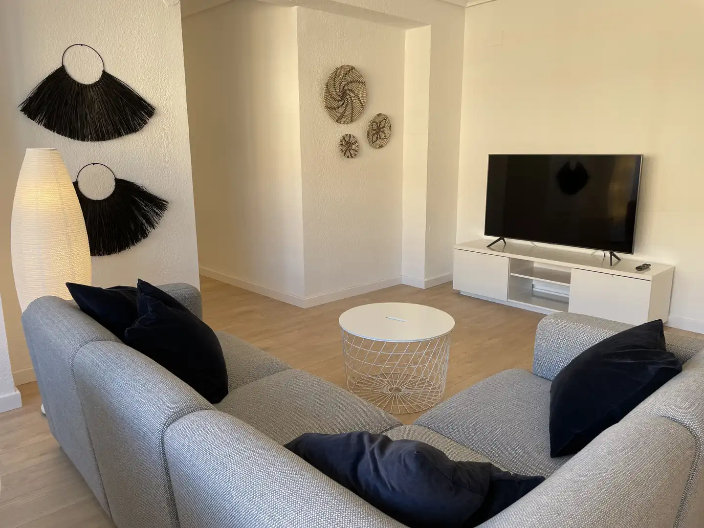 Sala d'estar de Pis de lloguer en Valencia amb Parquet, Moblat i Videoporter