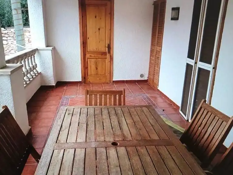Casa adosada de lloguer a Avinguda de Reus, 1, Alcover Casa adosada de lloguer en Alcover amb Calefacció, Terrassa i Moblat