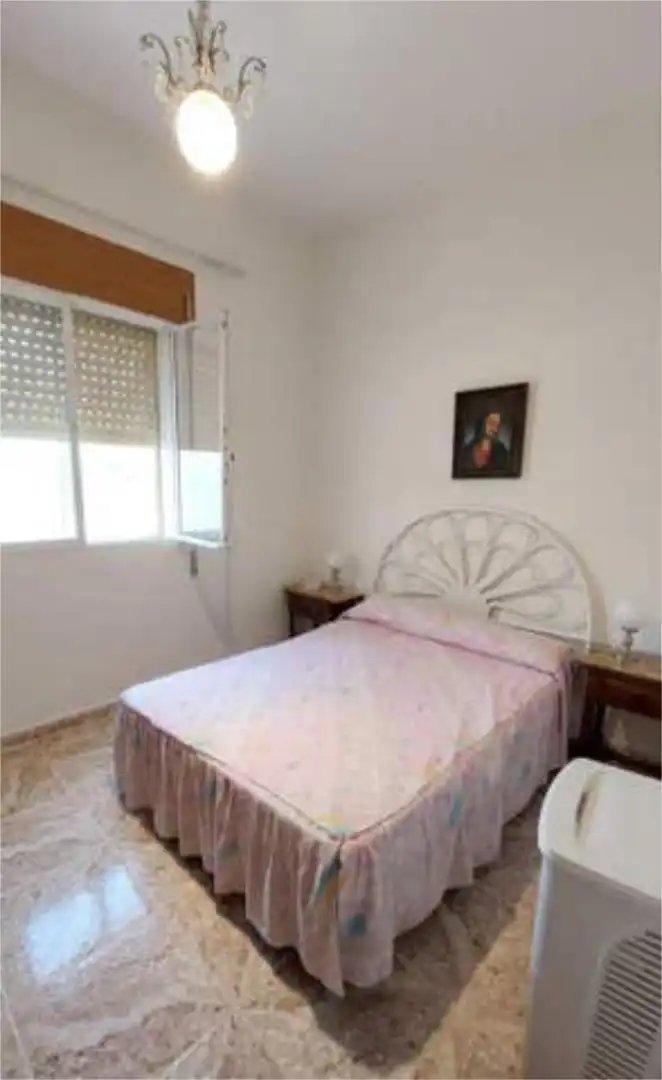 Casa adosada en venta en Godelleta Habitación de Casa adosada en venta en Godelleta con Terraza