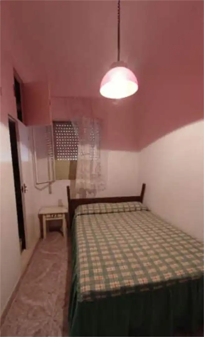 Casa adosada en venta en Godelleta Habitación de Casa adosada en venta en Godelleta con Terraza
