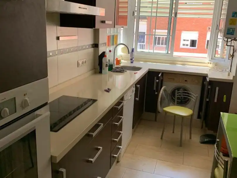 Pis en venda a Plaza de la Venta, 3, Nuevo Parque - Los Rosales - Tráfico Pesado Cuina de Pis en venda en Huelva Capital amb Aire condicionat i Balcó