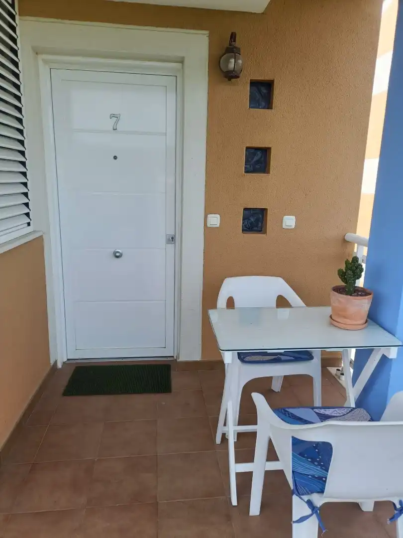Piso de alquiler en Calle Esparta, 9, Montañar - El Arenal