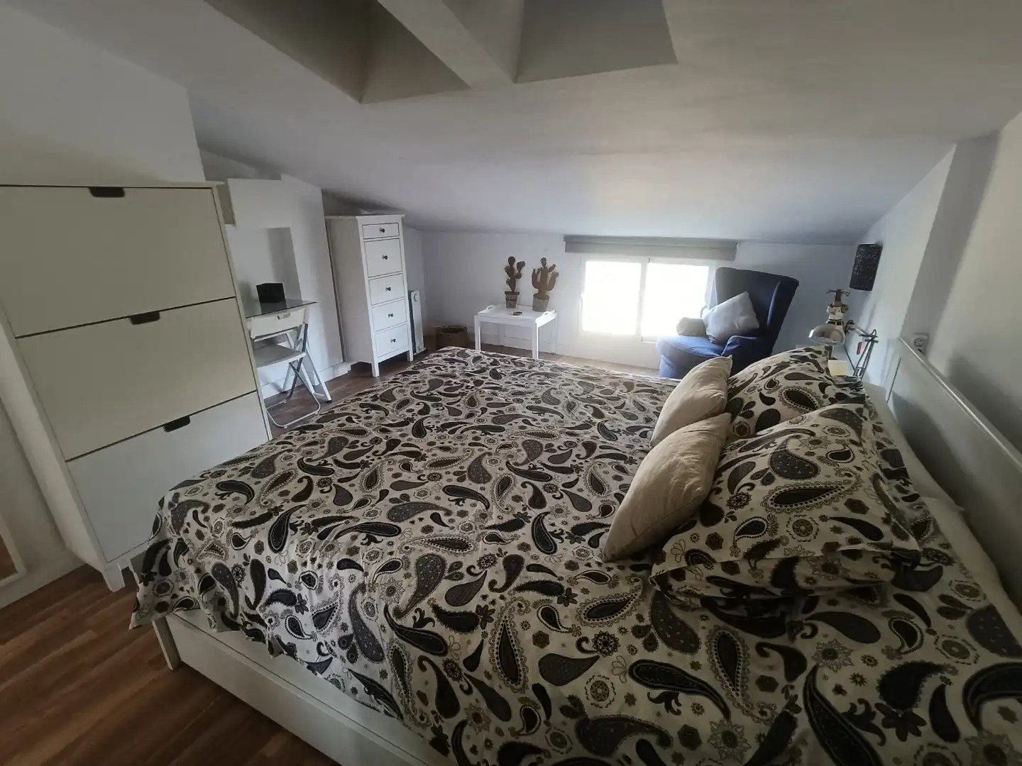 Piso de alquiler en Calle Esparta, 9, Montañar - El Arenal