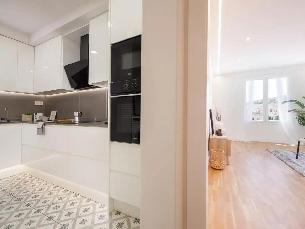 Wohnung zum Verkauf in Carrer de L'alfambra, 20, Pedralbes Küche von Wohnung zum Verkauf in Barcelona Capital mit Klimaanlage und Balkon