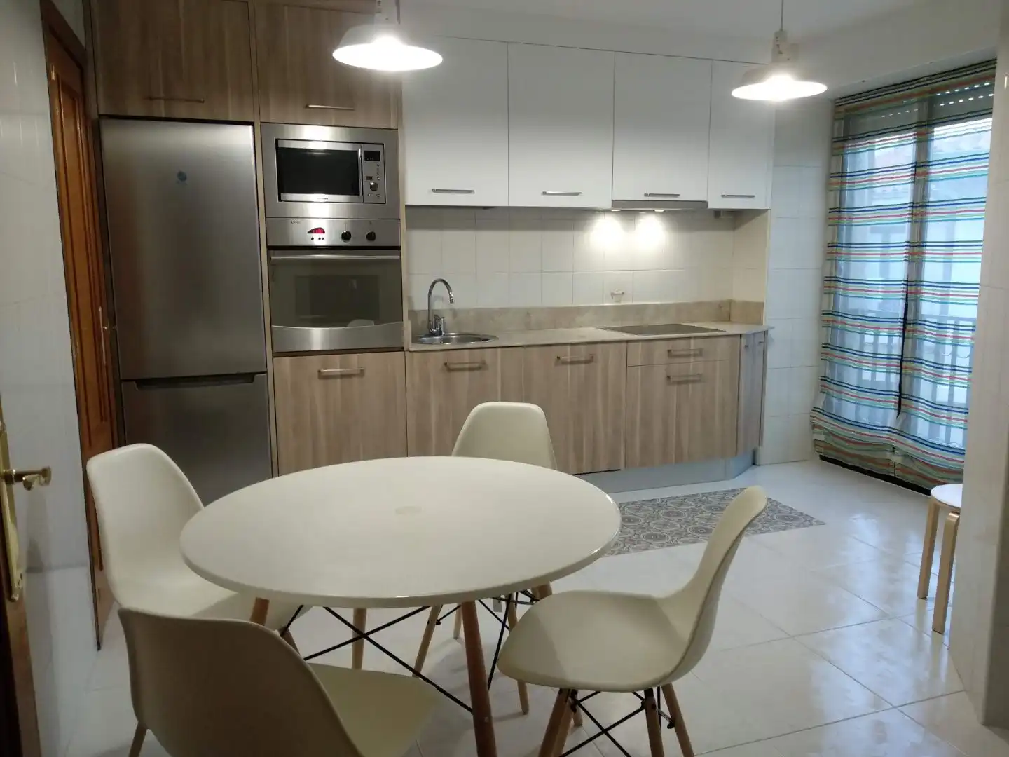 Flat for rent in Calle Caño Badillo, 7, El Ejido - Santa Ana Kitchen of Flat for rent in León Capital with Heating, Parquet flooring and Furnished