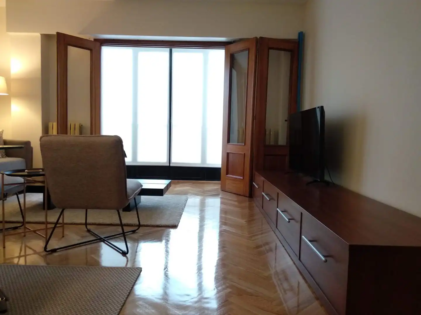Flat for rent in Calle Caño Badillo, 7, El Ejido - Santa Ana Living room of Flat for rent in León Capital with Heating, Parquet flooring and Furnished