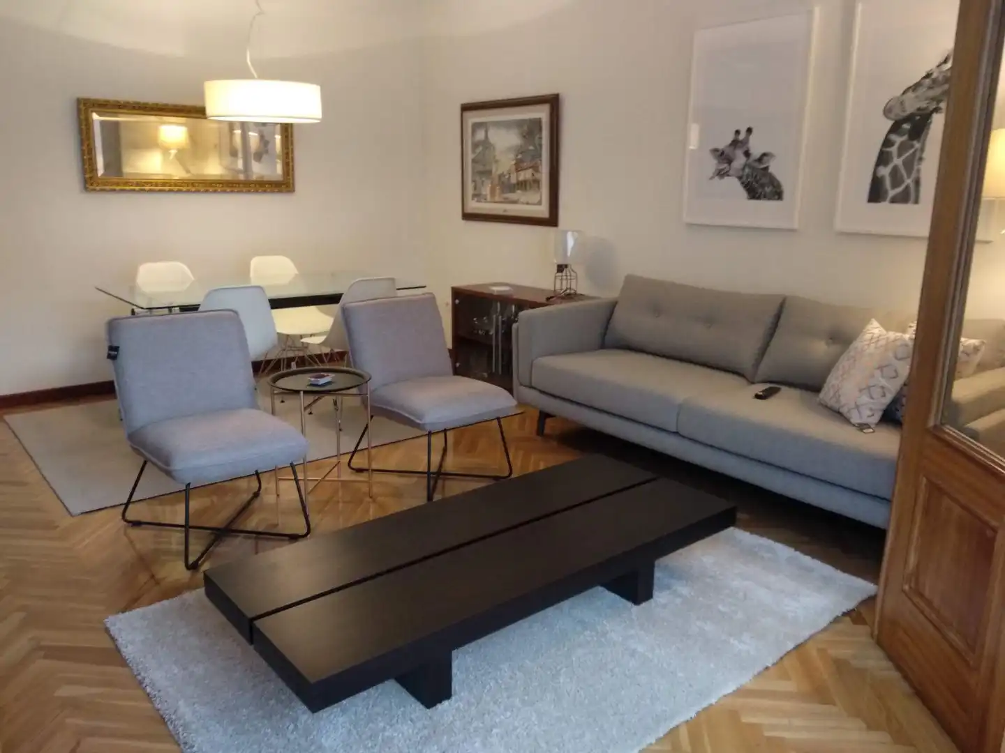 Flat for rent in Calle Caño Badillo, 7, El Ejido - Santa Ana Living room of Flat for rent in León Capital with Heating, Parquet flooring and Furnished