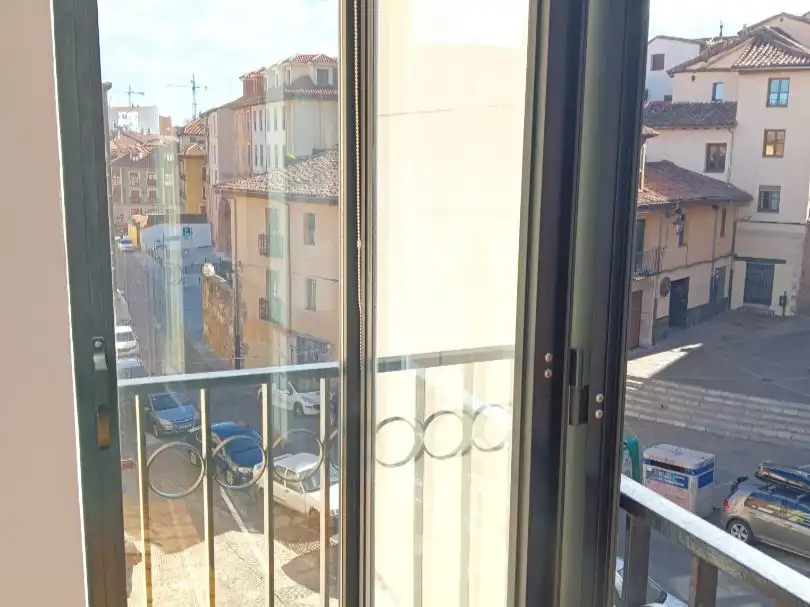 Flat for rent in Calle Caño Badillo, 7, El Ejido - Santa Ana Balcony of Flat for rent in León Capital with Heating, Parquet flooring and Furnished