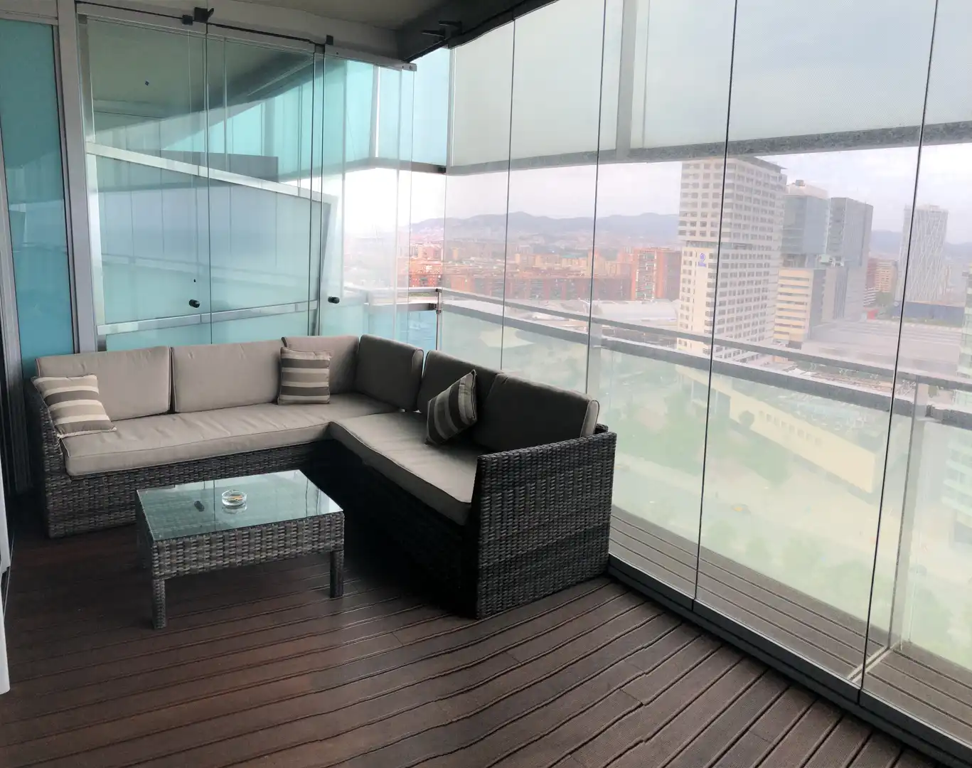 Terrasse von Wohnung zur Miete in Barcelona mit Klimaanlage, Heizung und Privatgarten