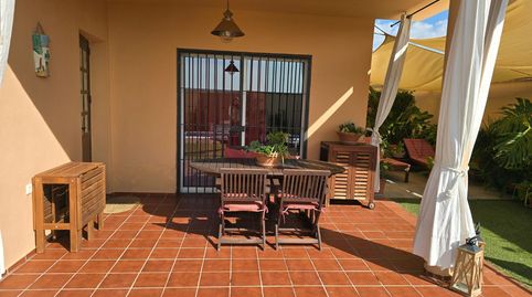 Casa o chalet en venta en Calle Fuentecilla, 13, Los Molares, Sevilla - imagen 2 Foto 2 de Casa o chalet en venta en Calle Fuentecilla, 13, Los Molares, Sevilla